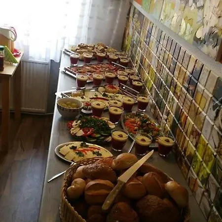Jeamais Und Pizzeria Guest house *