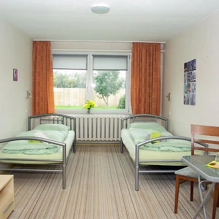 Jeamais Und Pizzeria Guest house *