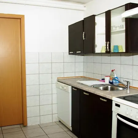 Jeamais Und Pizzeria Guest house