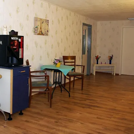 Jeamais Und Pizzeria Genschmar